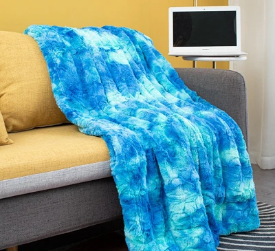 Ob Chav Txheej Faux Fur Pam
