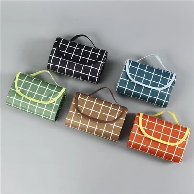 100% polyester fleece pam picnic rug