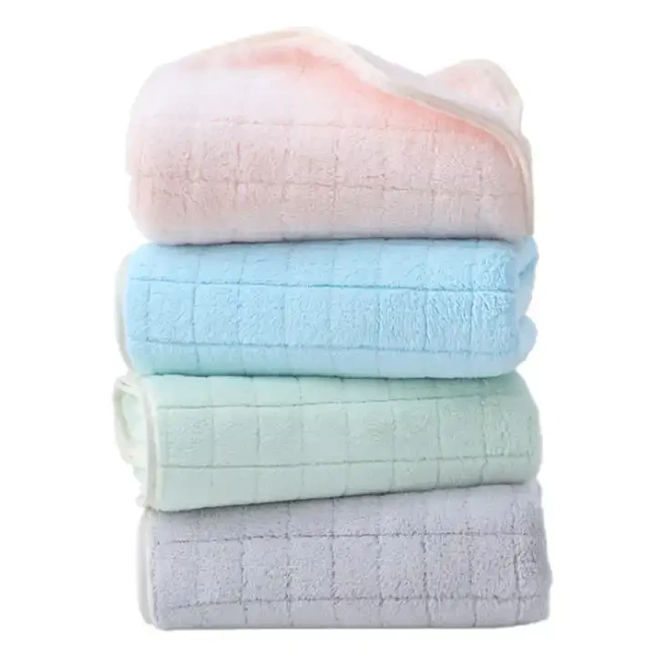 Da Dej Towel Rau Tsev